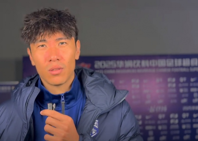 劉奕鳴：今年新援很多還需要磨合期，保持狀態(tài)相信下一場能拿下