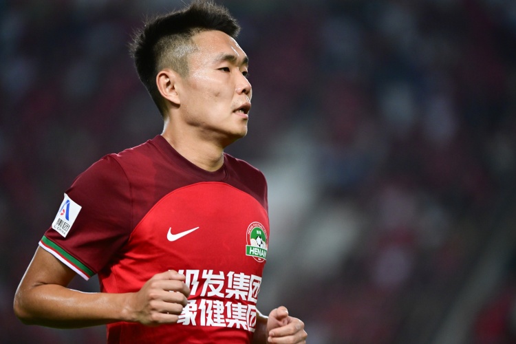 足球報(bào)：王上源因骨裂未進(jìn)入名單，新外援卡多索只能邊打邊磨合